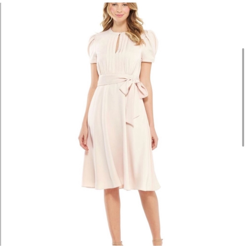 Gal Meets Glam Cream Marilyn Satin Fit & Flare Dress‎ Pockets Size 16